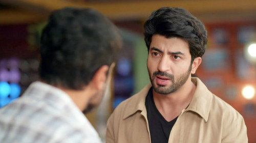 Vidya Stands Up for Dheeraj