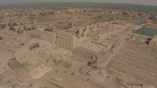 Sur les traces des pharaons de Louxor