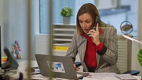 The Inside Man S01E03 backdrop