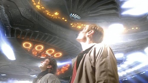 Escena del episodio 5 de la temporada 1 de la serie Taken