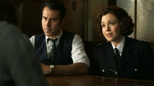 Escena del episodio 4 de la temporada 2 de la serie WPC 56