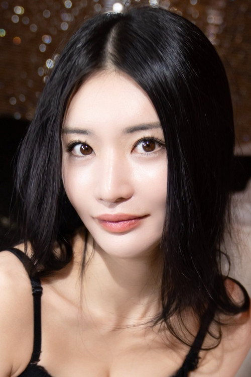 Shoko Takahashi Photo