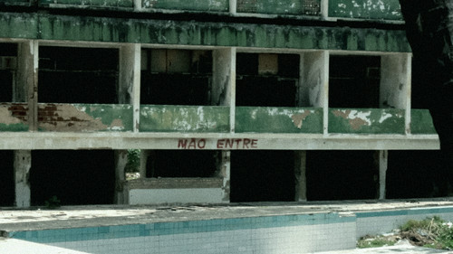 HORIZONTE EM RUÍNAS