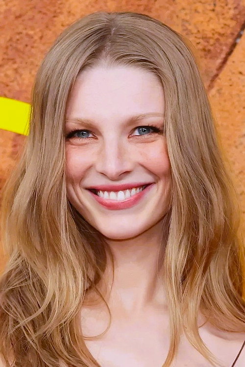 Hunter Schafer Photo