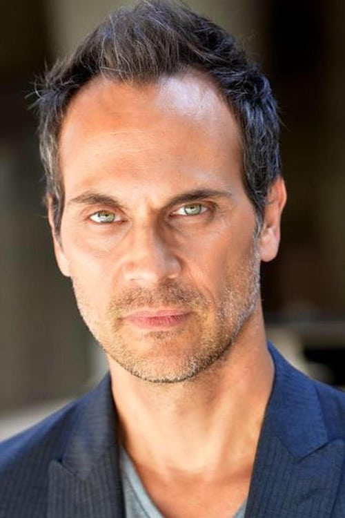 Kép: Todd Stashwick színész profilképe