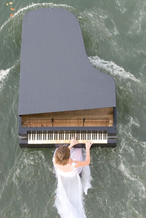 Poster Noturno de um piano 2005