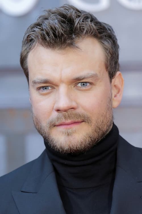 Kép: Pilou Asbæk színész profilképe