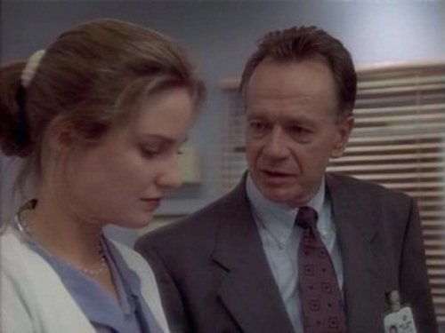 ER: Plantão Médico Episódio 4