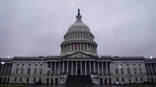 PBS NewsHour, S46E30 - (2021)