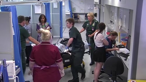 24 Hours in A&E, S08E10 - (2015)