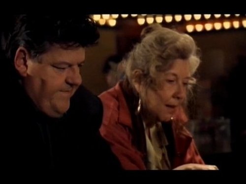 Escena del episodio 6 de la temporada 3 de la serie Cracker