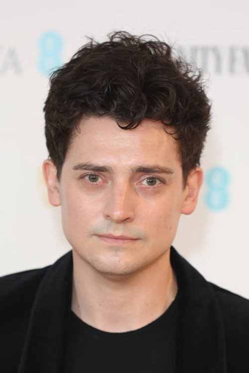 Aneurin Barnard