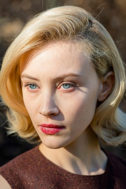 Kép: Sarah Gadon színész profilképe