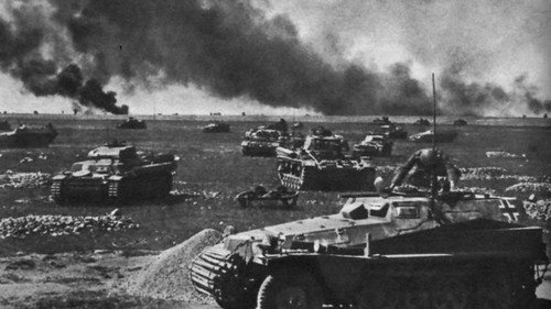 Tanks! - Evolution of a Legend - Season 1 Backdrop Blur