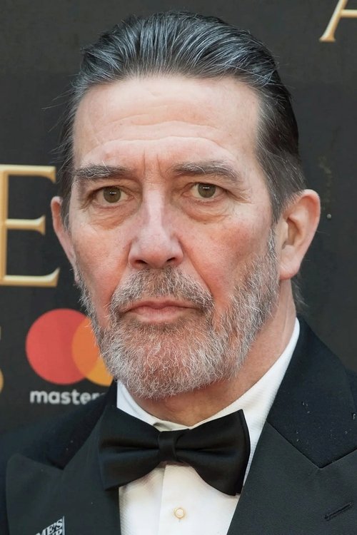 Kép: Ciarán Hinds színész profilképe