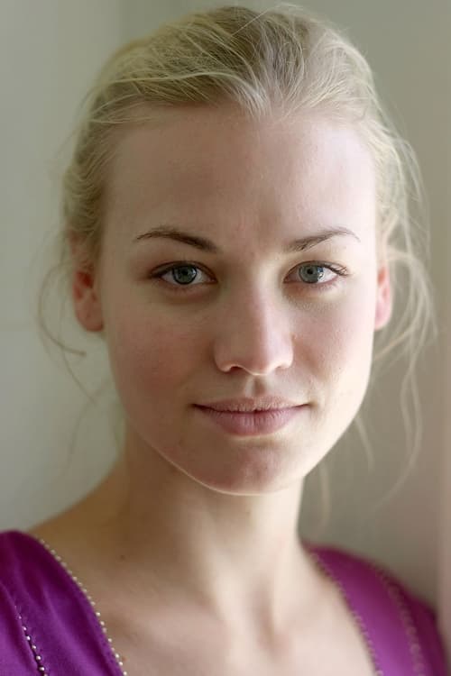 Kép: Yvonne Strahovski színész profilképe