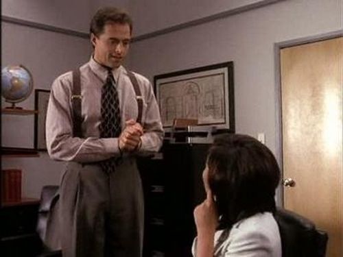 Escena del episodio 2 de la temporada 7 de la serie Beverly Hills, 90210