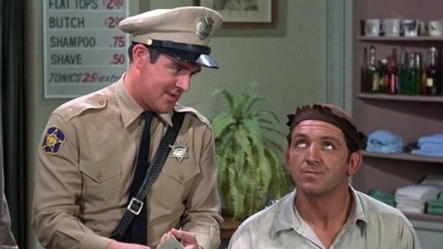Escena del episodio 6 de la temporada 6 de la serie The Andy Griffith Show