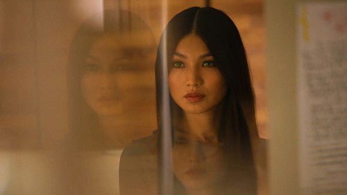 Imatge etiquetada de Gemma Chan