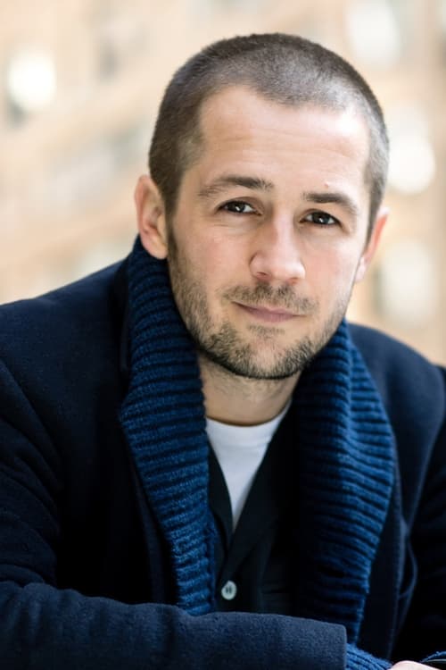 Kép: Michael Angarano színész profilképe