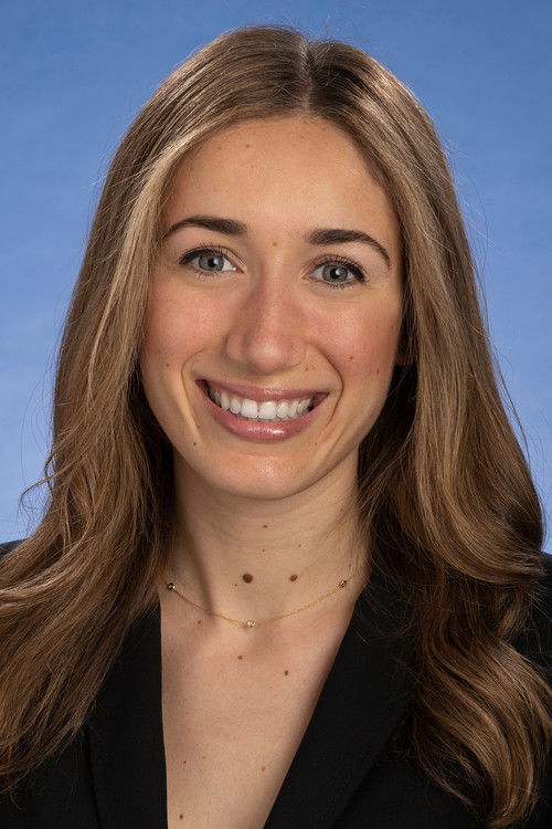 Olympia Lukis ha trabajado con Nicole Crimi en 1 ocasiones