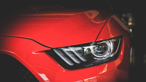 La Voiture préférée des Français Backdrop Blur