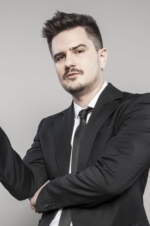 Kép: Szobácsi Gergő színész profilképe