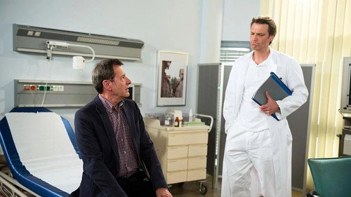 Episode 2229 still