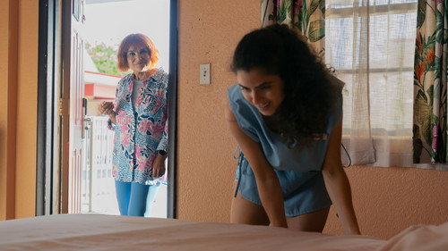 M.I.A.: 1×6