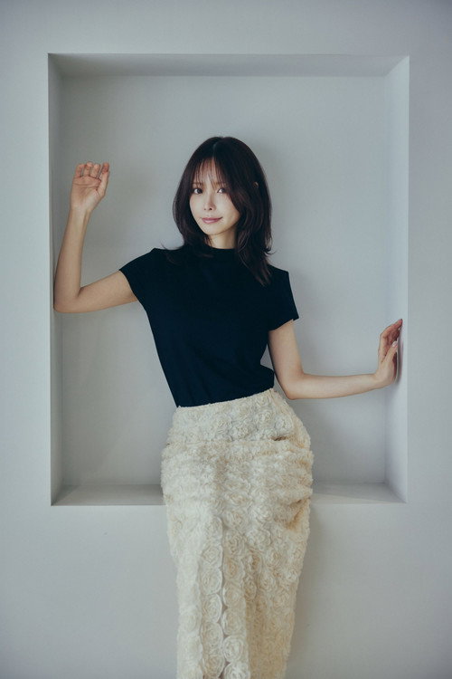 Kana Momonogi