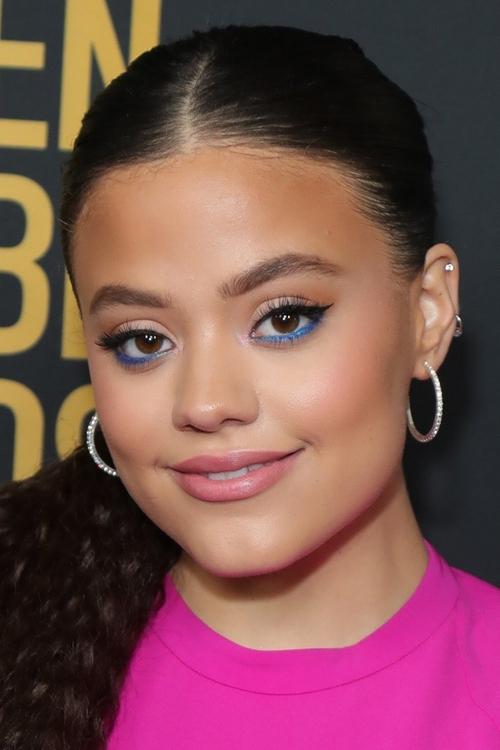 Kép: Sarah Jeffery színész profilképe