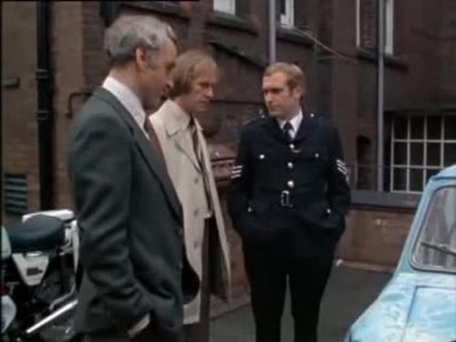 Escena del episodio 7 de la temporada 4 de la serie The Sweeney
