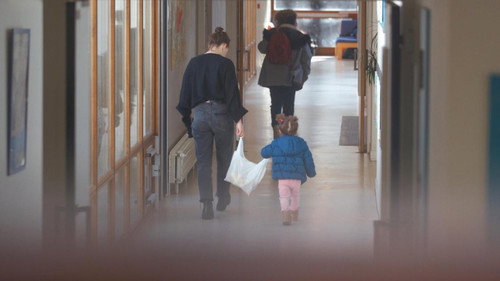 Bébés placés, la vie devant eux