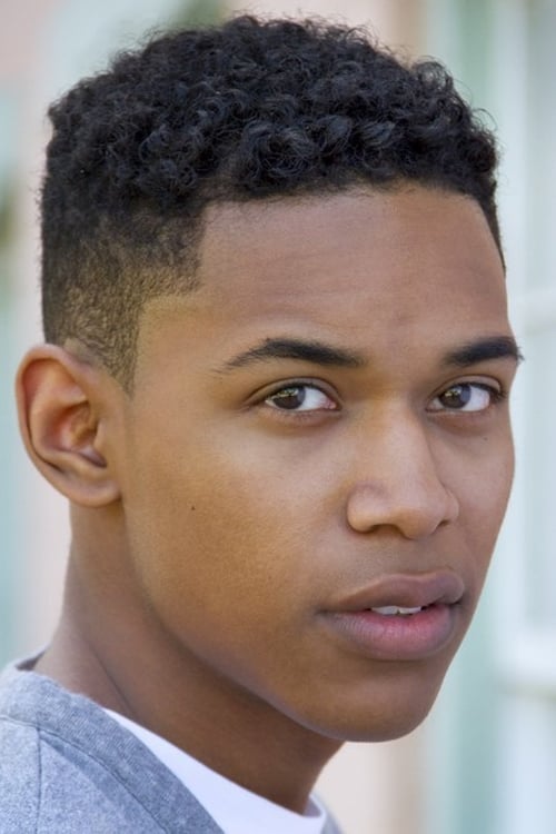 Kép: Kelvin Harrison Jr. színész profilképe