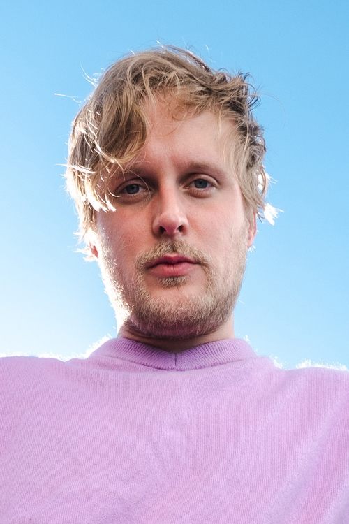 Grootschalige poster van John Early