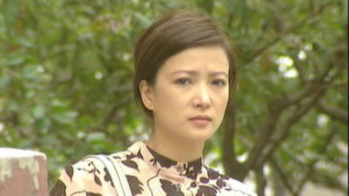 女人背后的女人