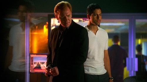 Escena del episodio 25 de la temporada 4 de la serie CSI: Miami