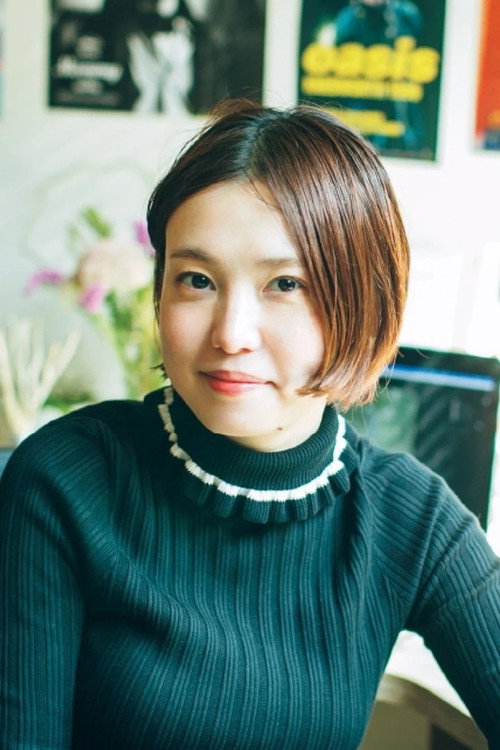 Mayu Akiyama photo 2