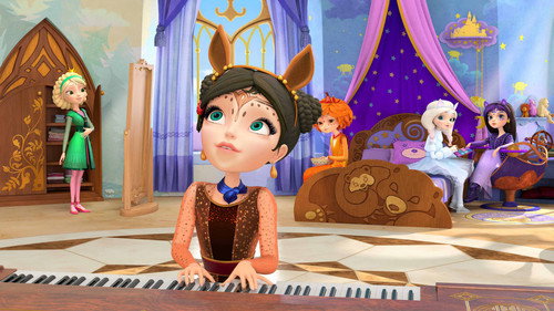 The Princesses and the Mysterious Guest