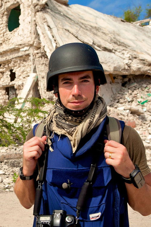 Escena 4 de Incredible Journeys with Simon Reeve