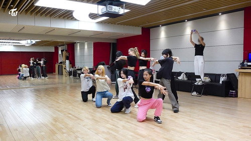 TWICE “Talk that Talk” Dance Practice Behind the Scenes still