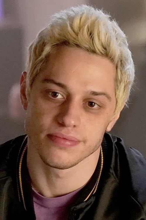 Kép: Pete Davidson színész profilképe