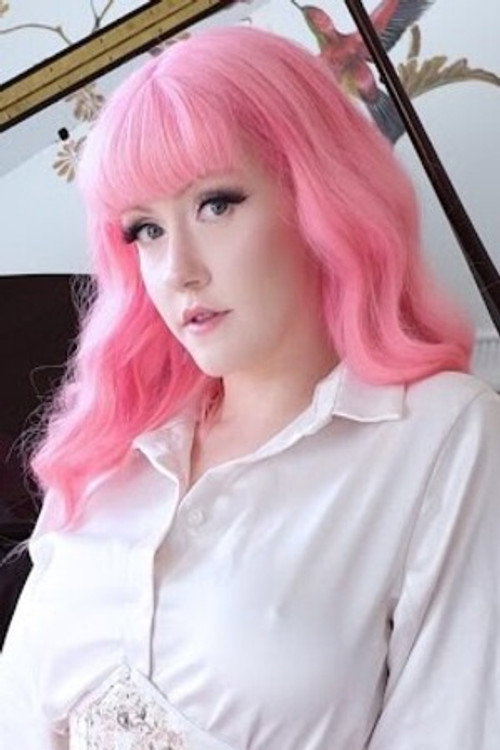 Evie Rees photo 3