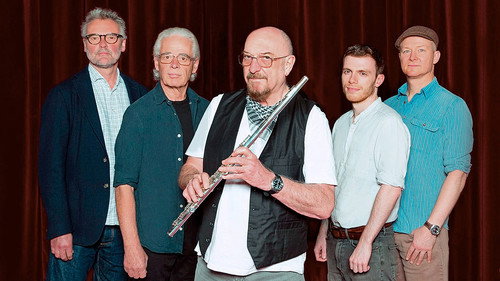 Jethro Tull: RökFlöte Backdrop Blur