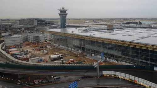 L'aéroport d'Orly : au cœur de la machine Backdrop Blur