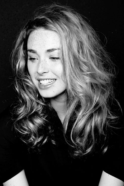 Kép: Freya Mavor színész profilképe