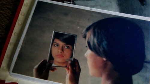 Izzatnagri Ki Asabhya Betian Backdrop Blur