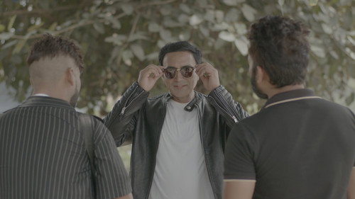 Lau Kumude Hidyo Hero Banna - Still