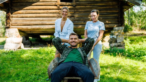 Episode 4 still