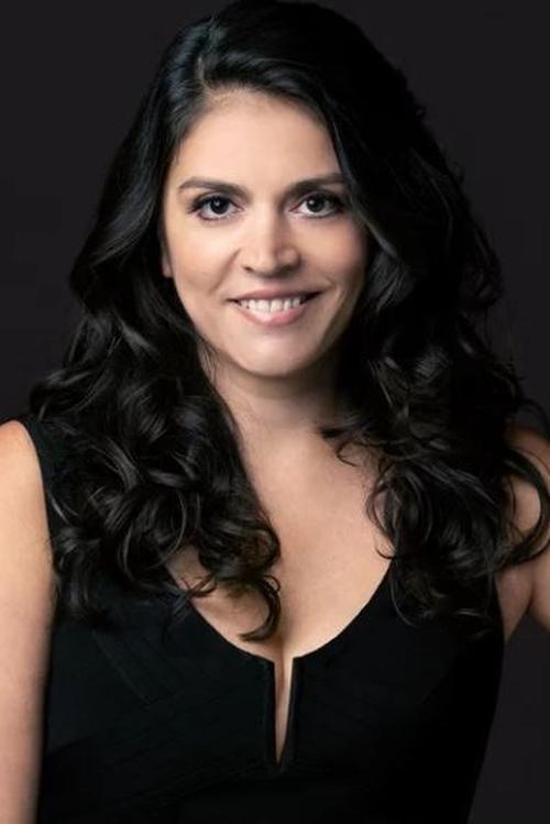 Kép: Cecily Strong színész profilképe